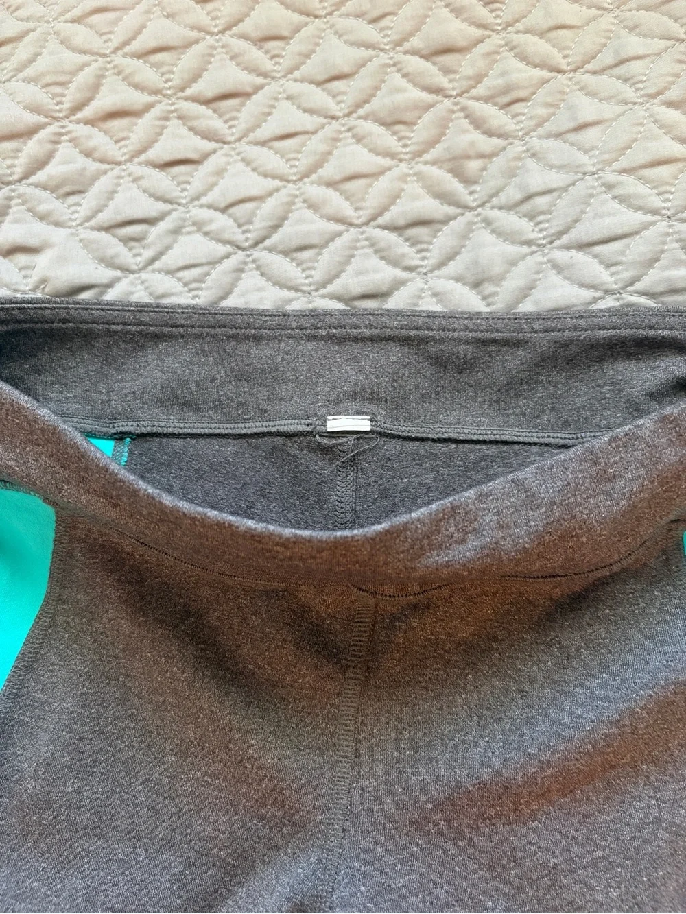 ALO Yoga Ascendent Gray Leggings with Orange & Teal Panels